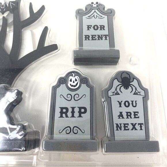 Target Hyde & Eek Mini Wood Mantle Decor 4pc Bat Skeleton Tree Headstones Grave - Picture 3 of 5